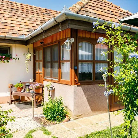 Holiday home Sunny By Interhome *