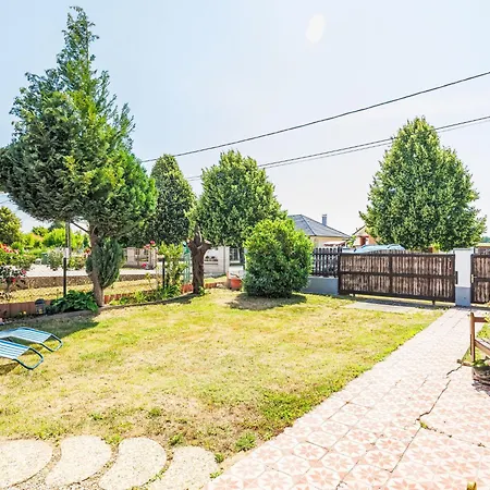 Sunny By Interhome Ferienhaus Balatonoszod