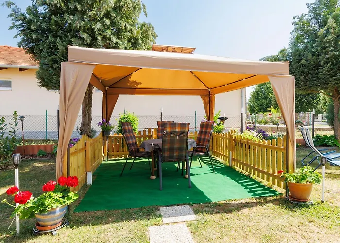 Vakantiehuis Sunny By Interhome Balatonoszod